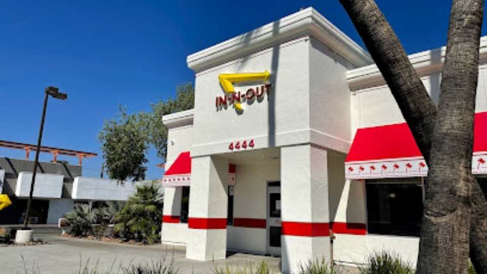 In N Out Burger 1